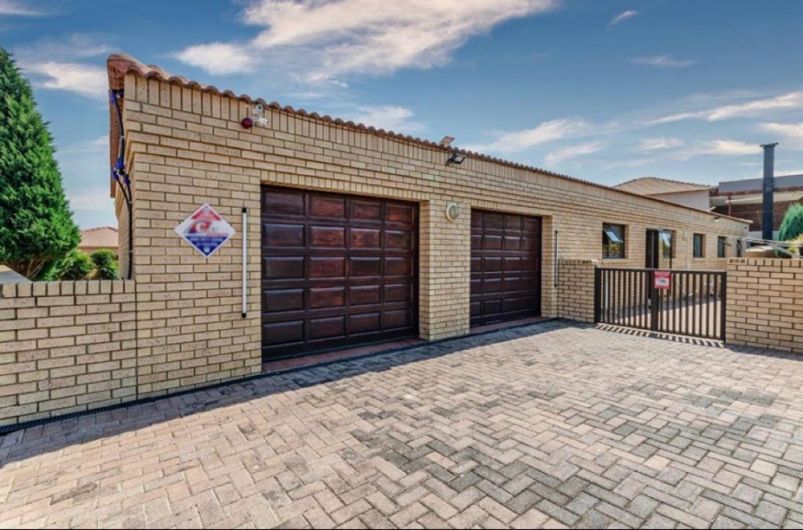 3 Bedroom Property for Sale in Parys Free State